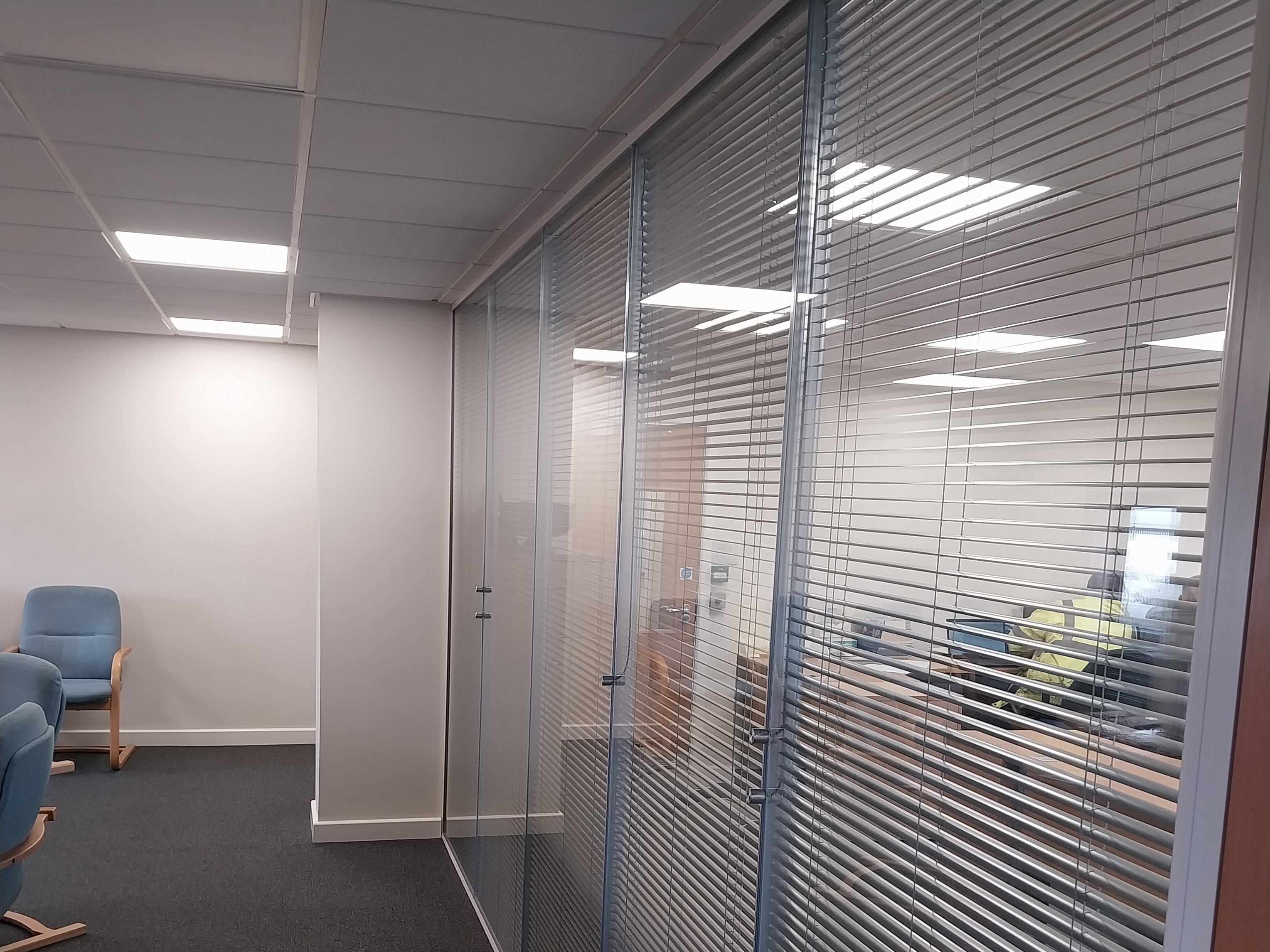 /images/Office Glass Partitions/20240301_113352c.jpg
